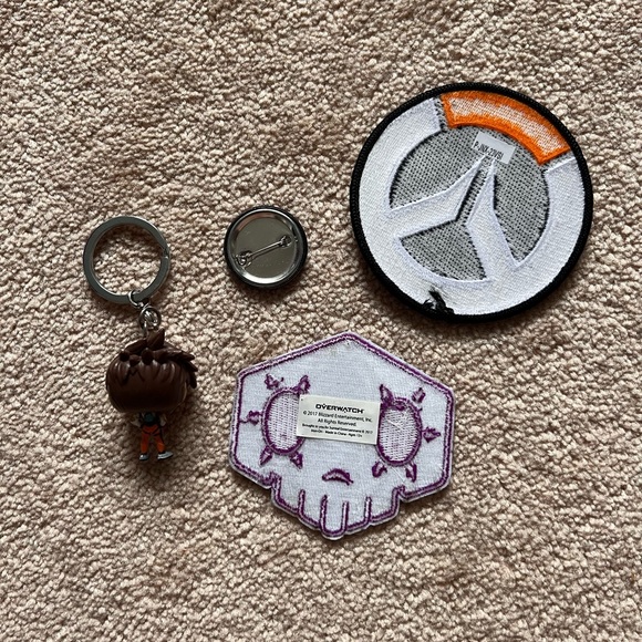 Overwatch Items bundle - Picture 6 of 7